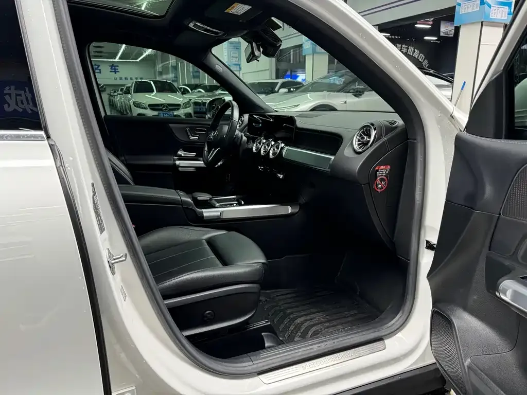 Mercedes-Benz GLB 2021 из CN, фото 6