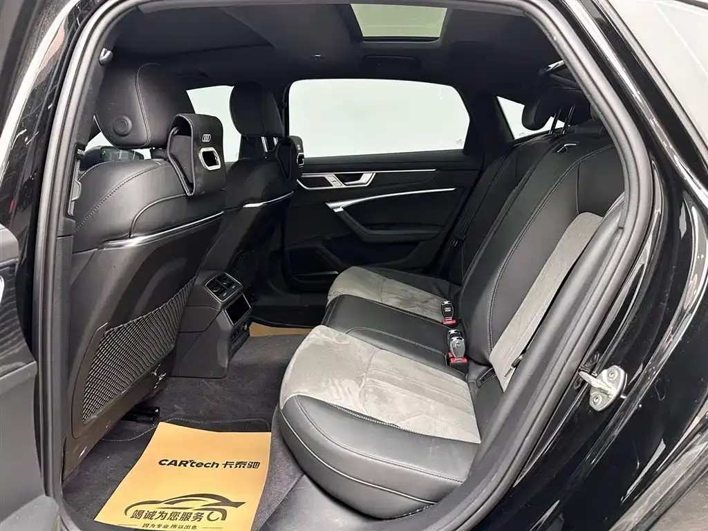 Audi A6L 2024 из CN, фото 9