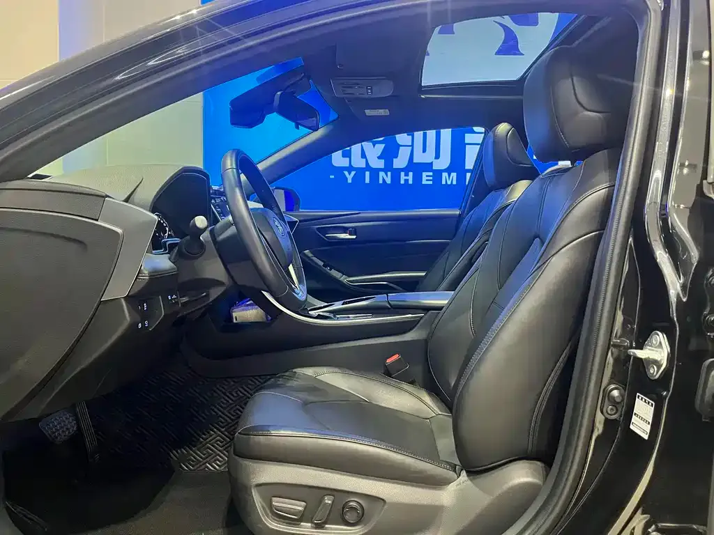 Toyota Avalon 2022 из CN, фото 4