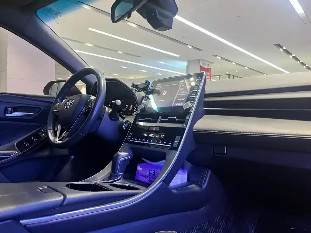 Toyota Avalon 2022 из CN, фото 9