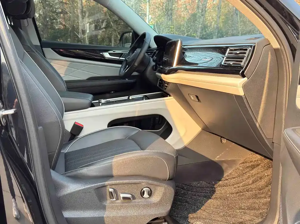 Volkswagen Teramont 2025 из CN, фото 6