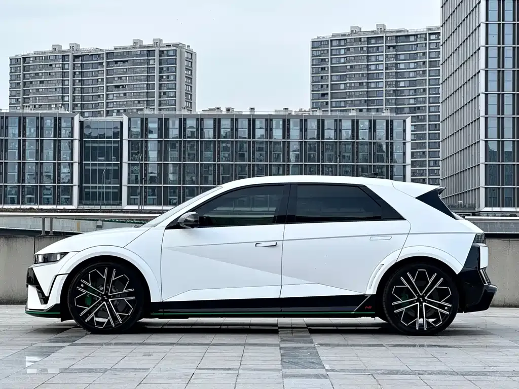 Hyundai IONIQ 5 N 2024 из CN, фото 8
