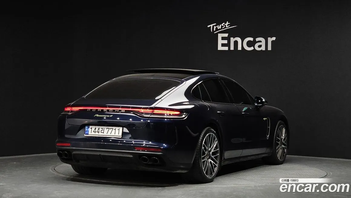 Porsche Panamera 2023 из KR, фото 2