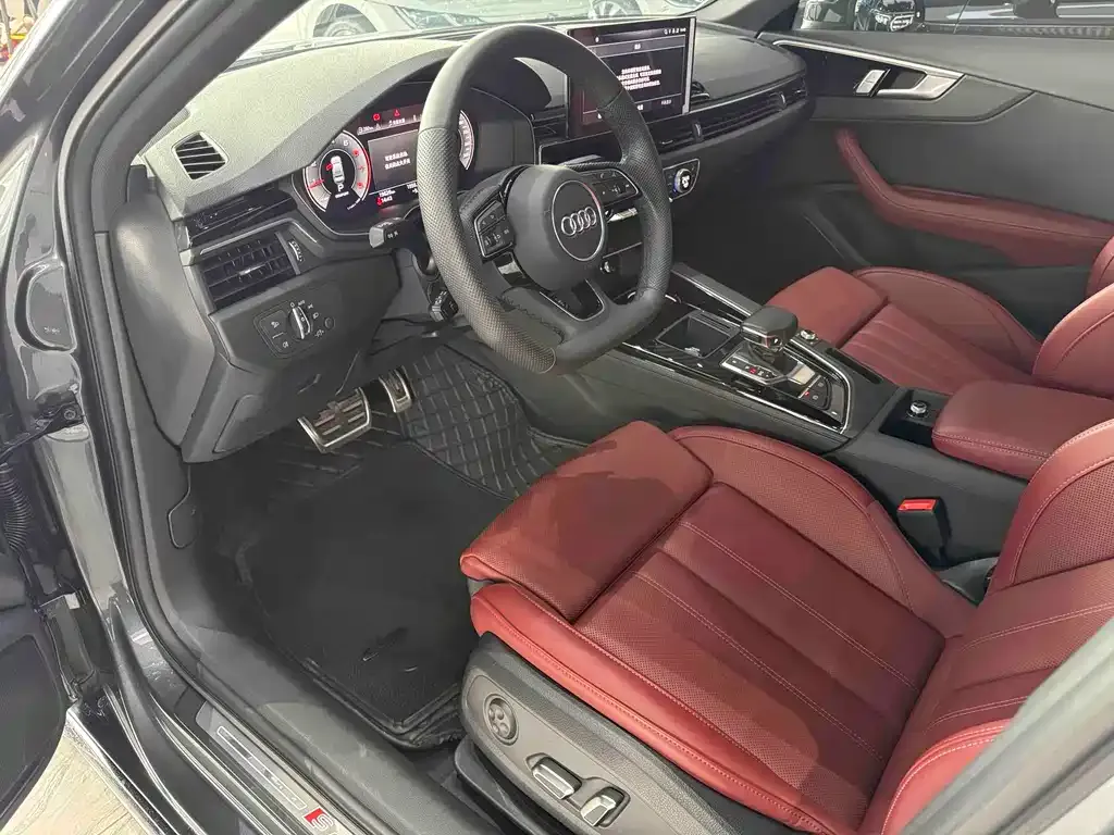 Audi A4L 2024 из CN, фото 5