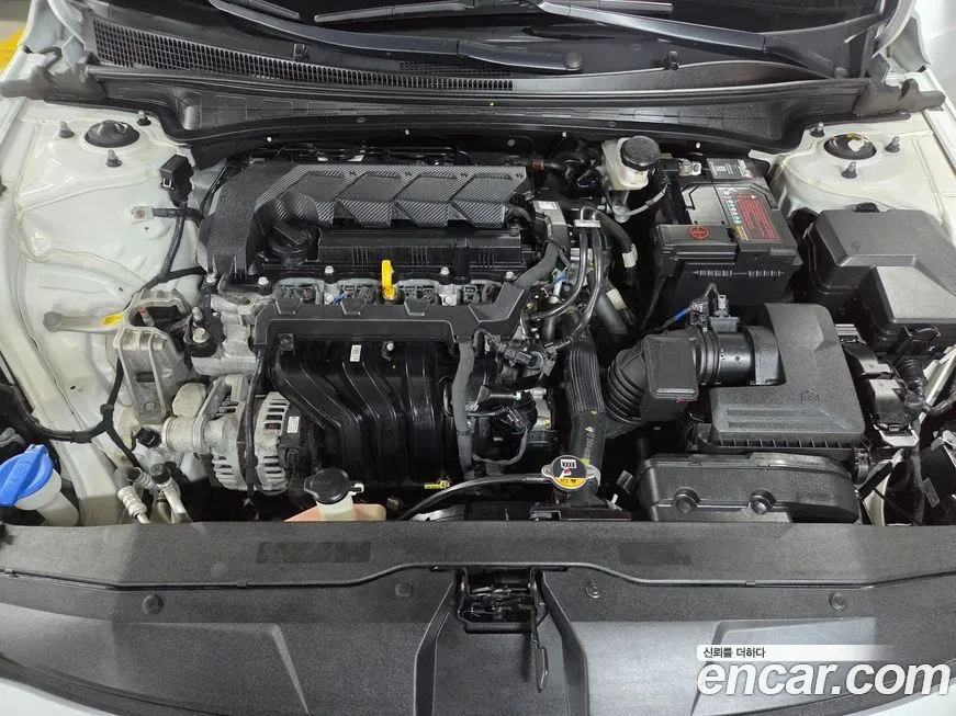 Hyundai AVANTE 2021 из KR, фото 6