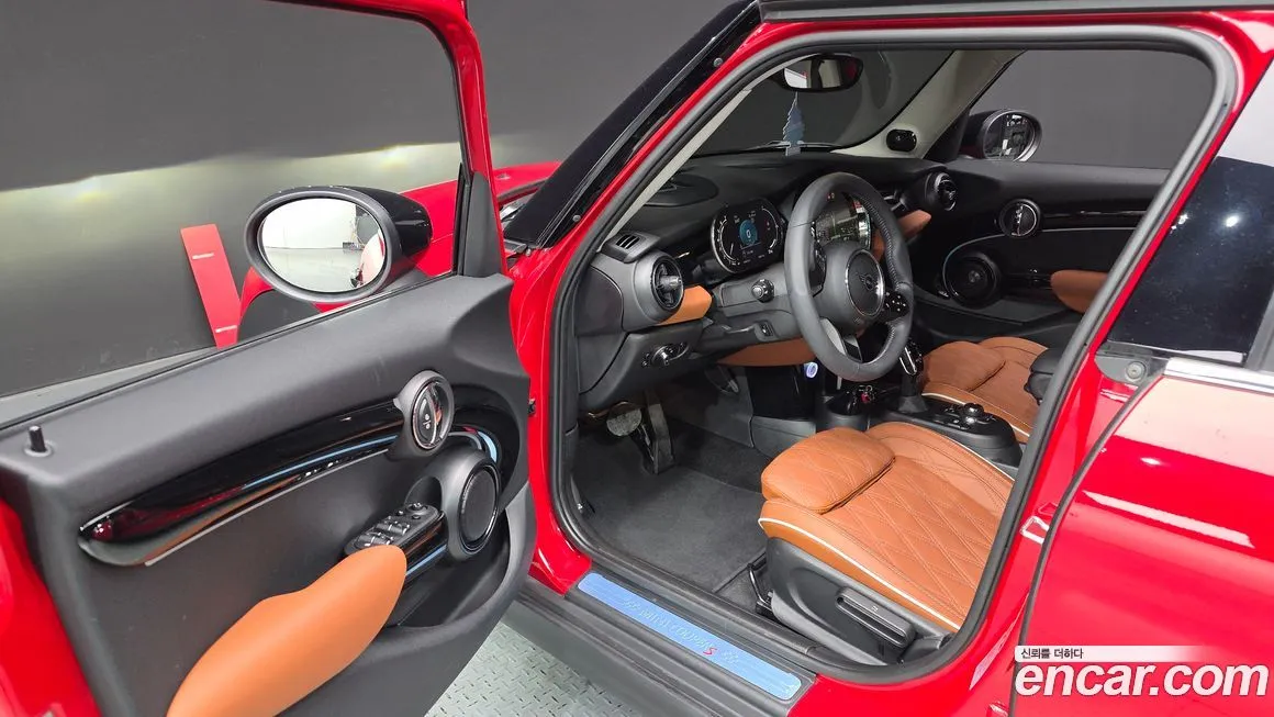 Mini Cooper 2024 из KR, фото 9