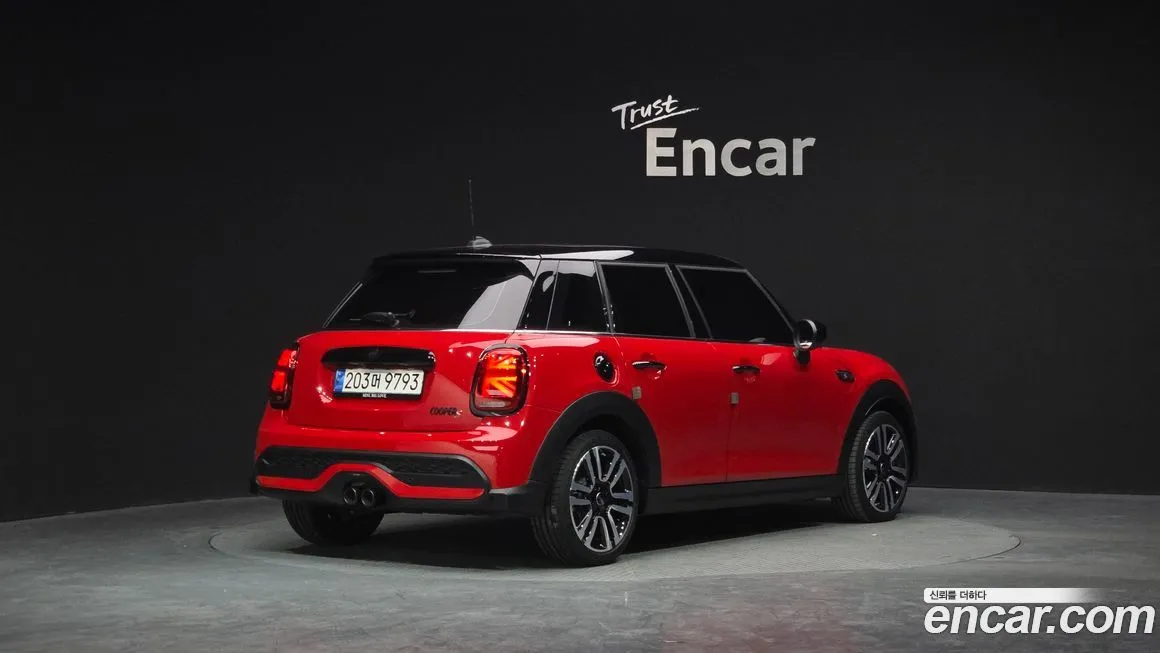 Mini Cooper 2024 из KR, фото 3