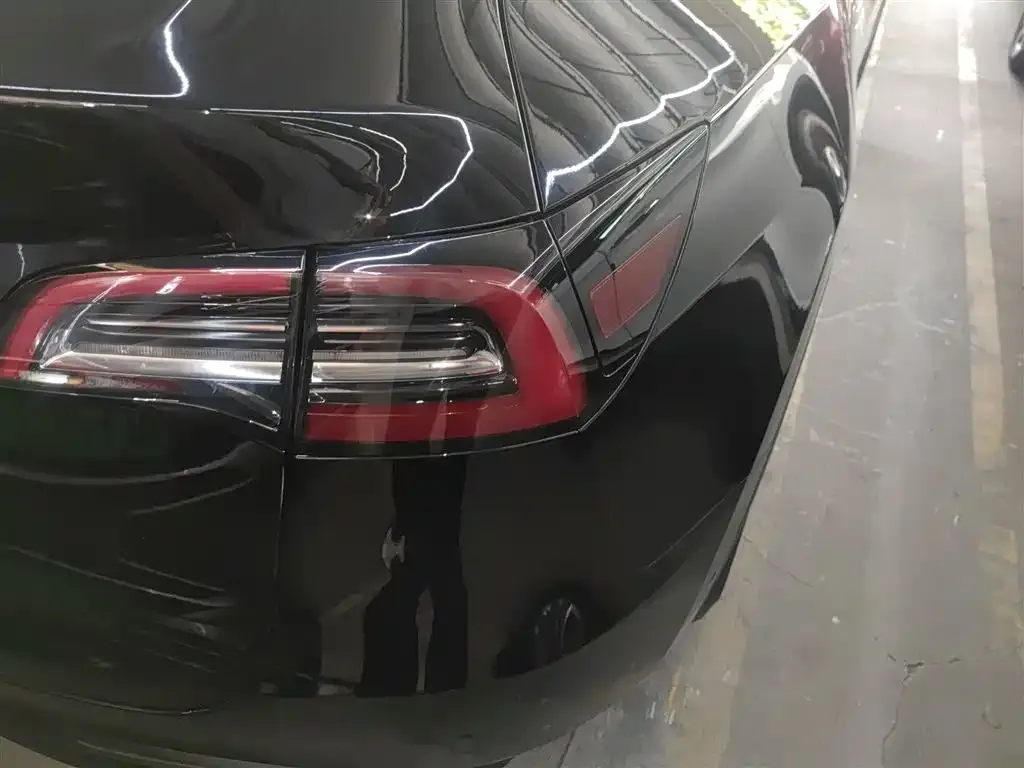 Tesla Model Y 2024 из CN, фото 3