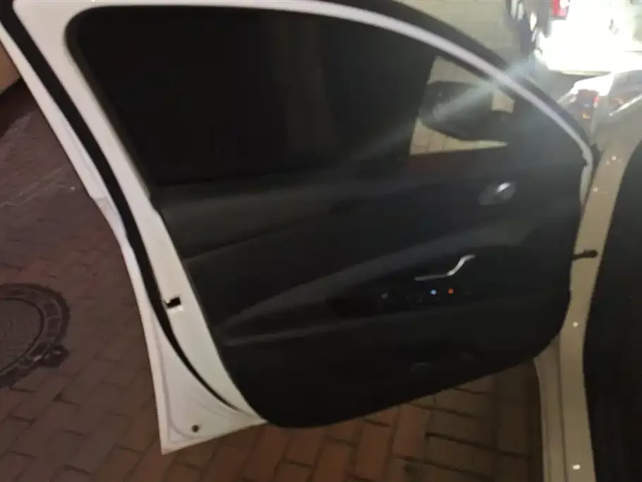 Hyundai Elantra 2024 из CN, фото 2