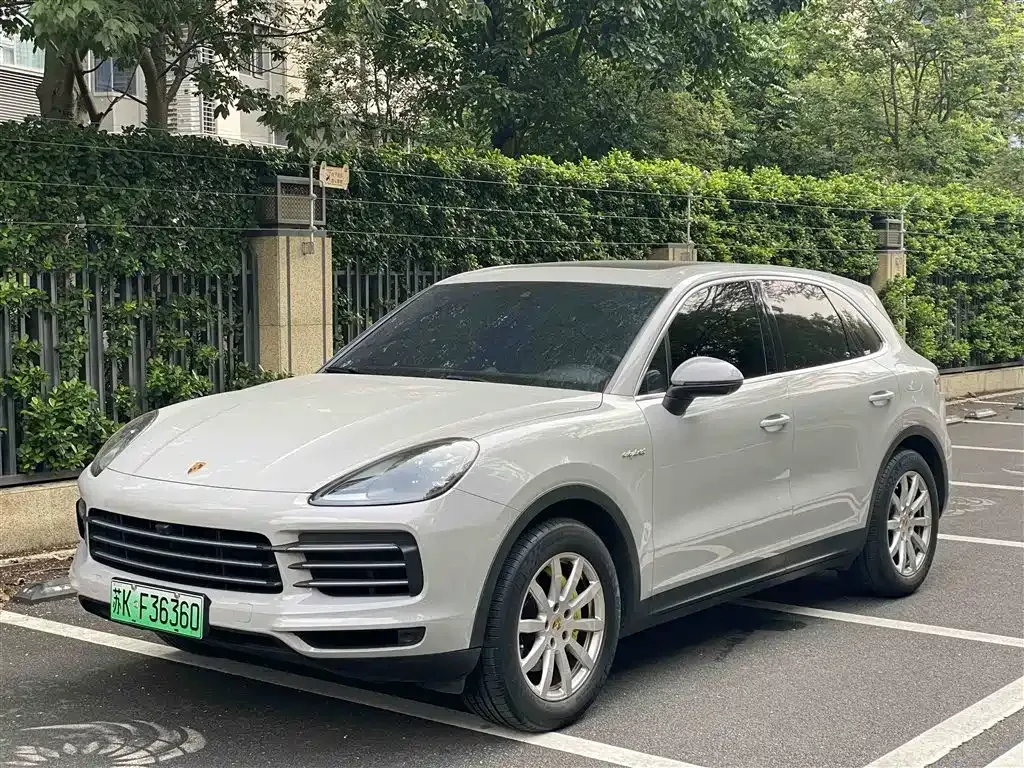 Porsche Cayenne Hybrid