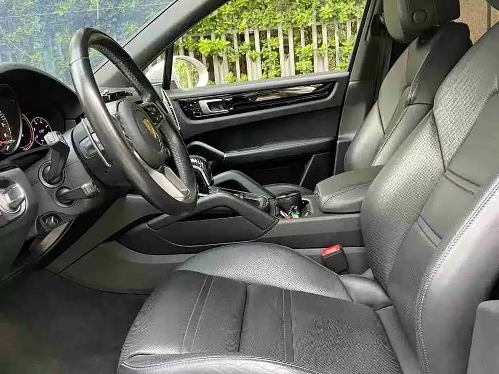 Porsche Cayenne Hybrid 2021 из CN, фото 6