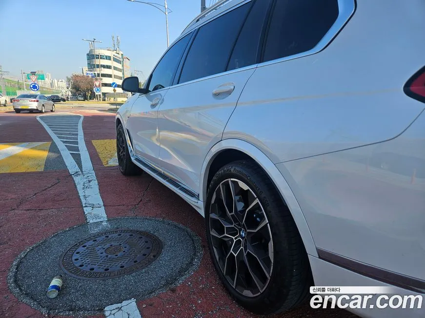 BMW X7 2024 из KR, фото 2