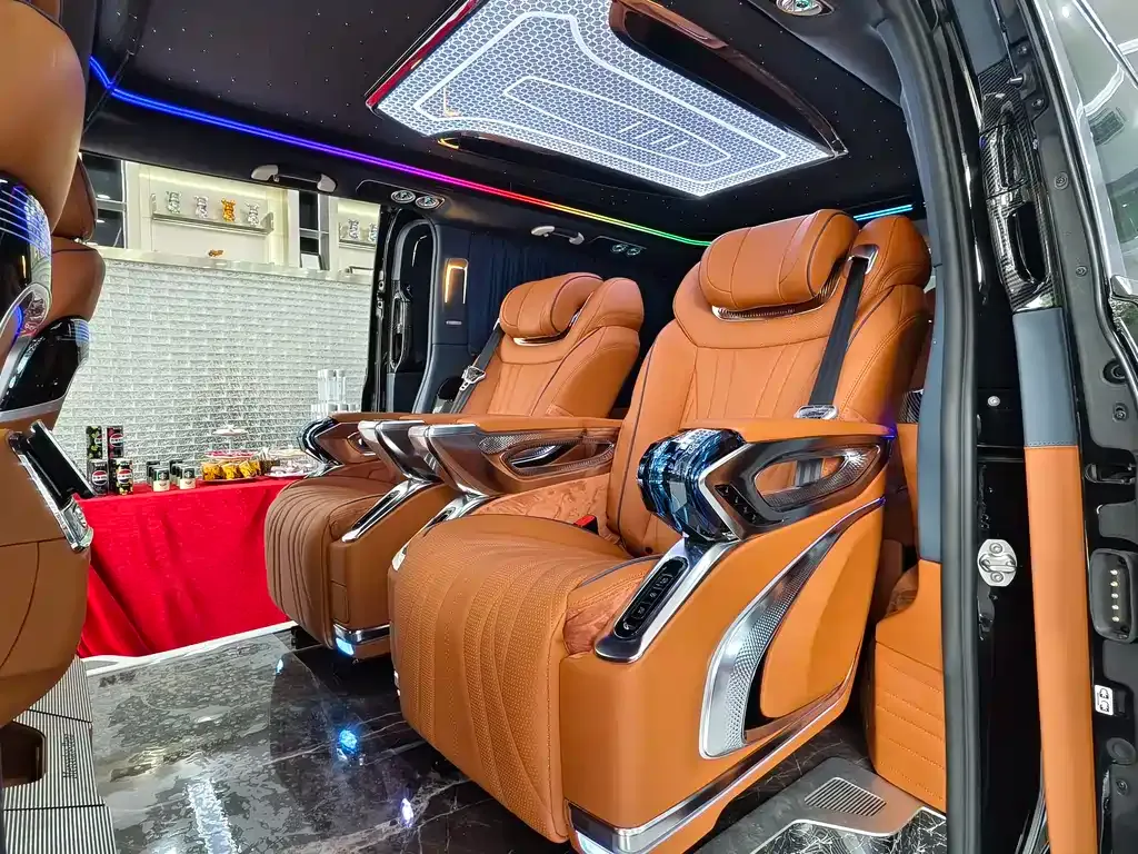 Mercedes-Benz Vito 2025 из CN, фото 5