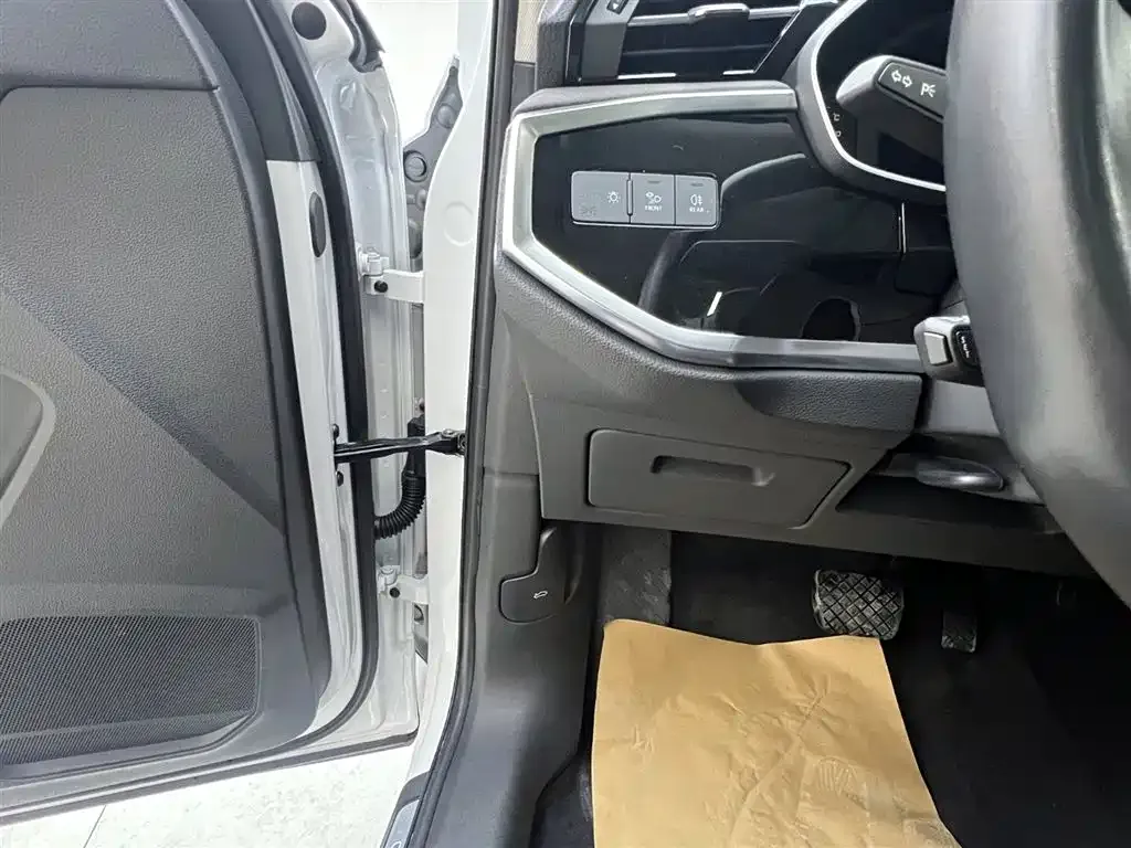 Audi Q3 2021 из CN, фото 7