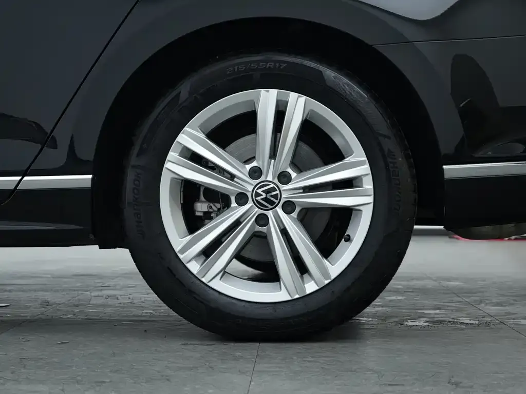 Volkswagen Magotan 2025 из CN, фото 9