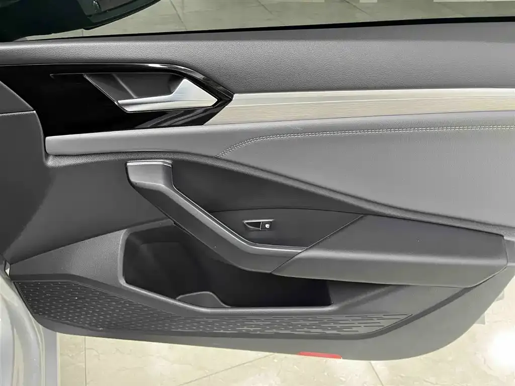 Volkswagen Sagitar 2022 из CN, фото 5