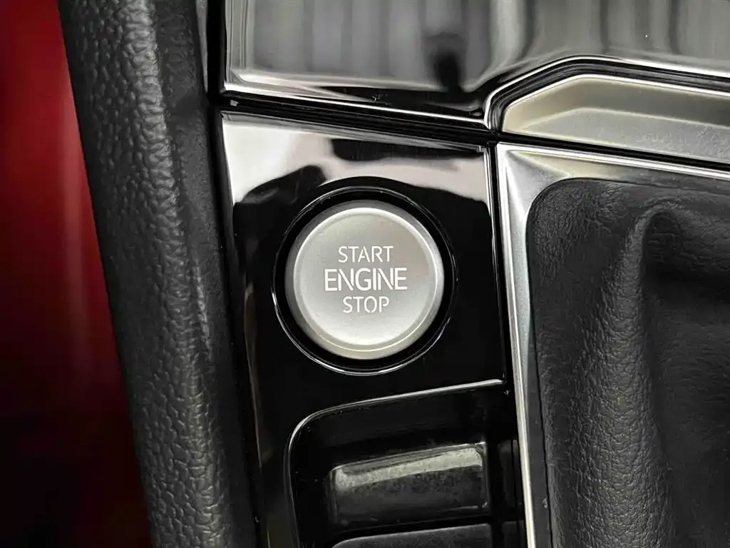 Volkswagen Sagitar 2022 из CN, фото 8
