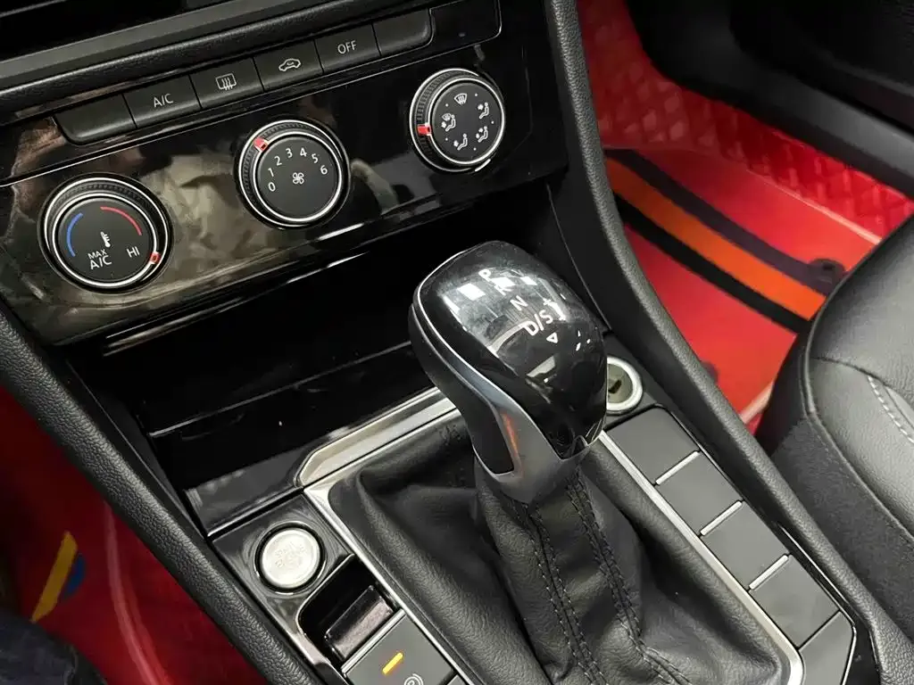 Volkswagen Sagitar 2022 из CN, фото 7