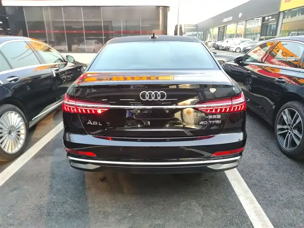 Audi A6L 2025 из CN, фото 4