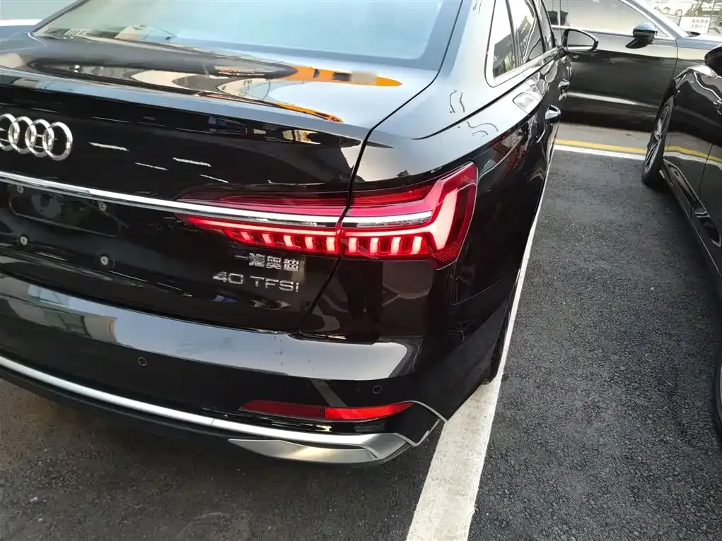 Audi A6L 2025 из CN, фото 8