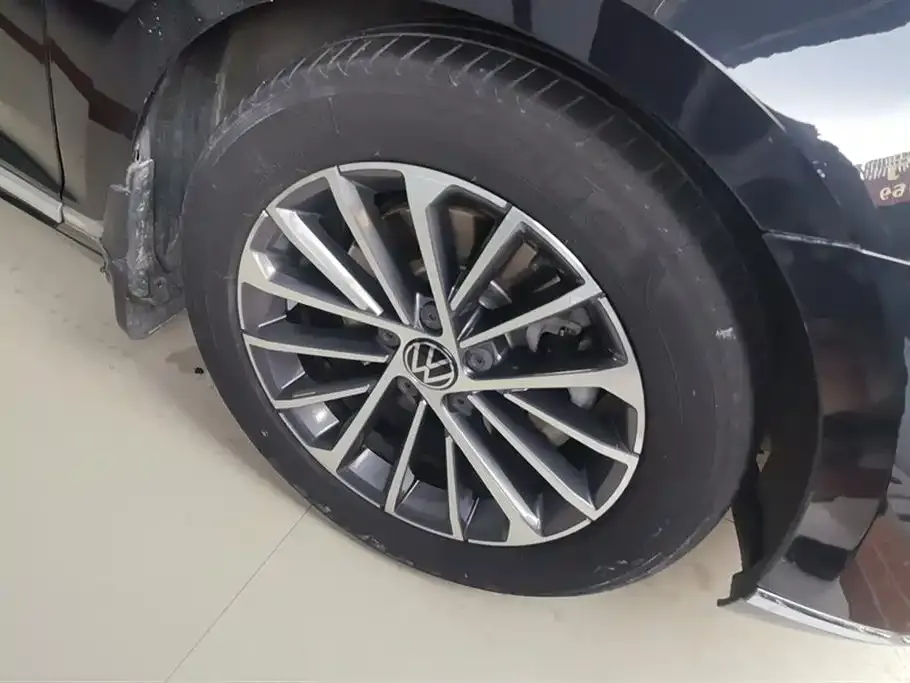 Volkswagen Magotan 2021 из CN, фото 8