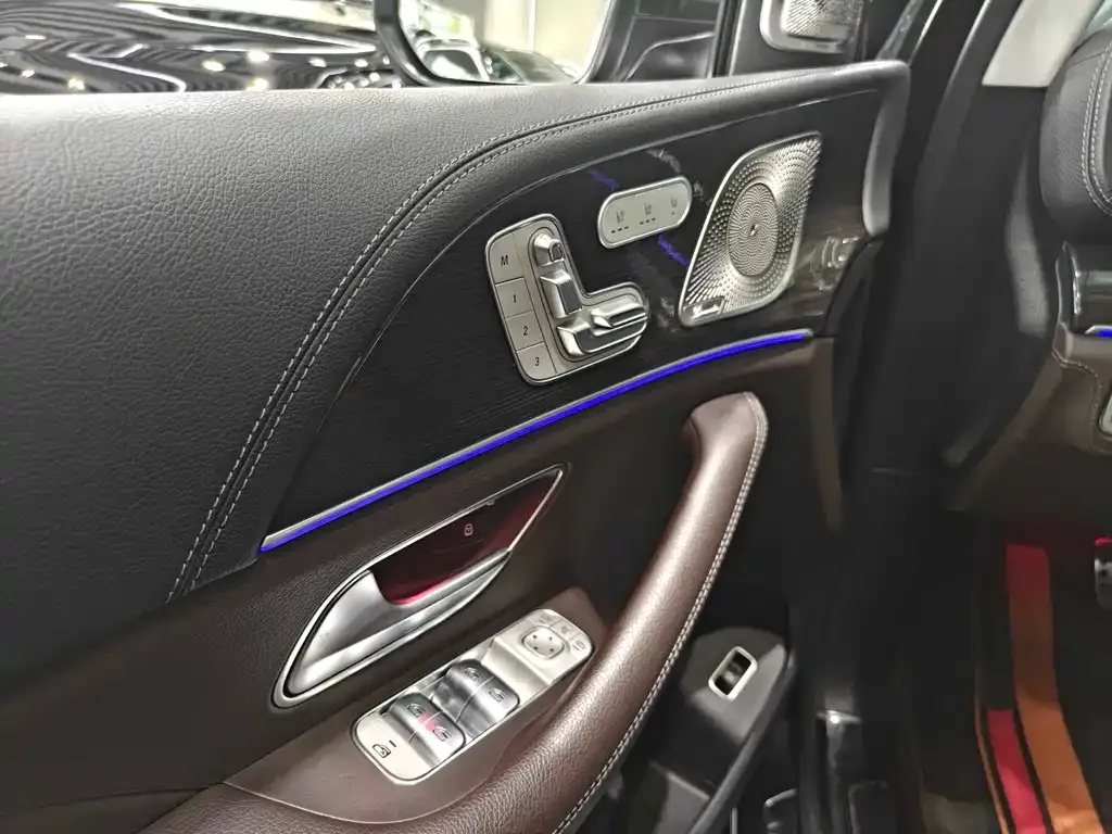 Mercedes-Benz GLS 2023 из CN, фото 5