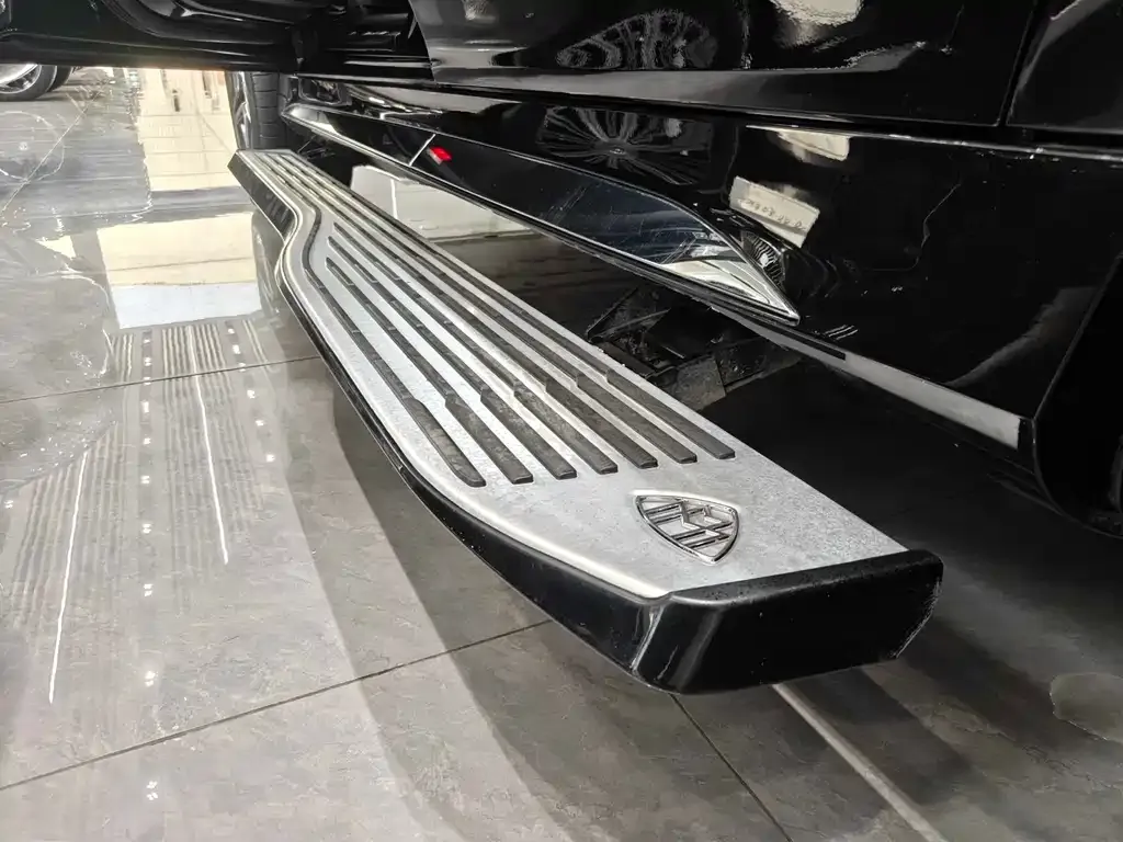 Mercedes-Benz GLS 2023 из CN, фото 9