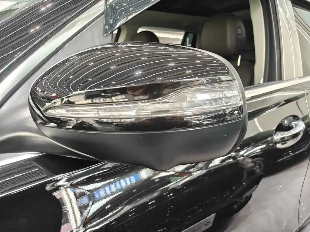 Mercedes-Benz GLS 2023 из CN, фото 2