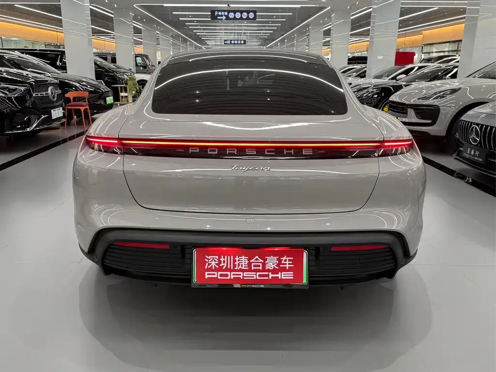 Porsche Taycan 2022 из CN, фото 3