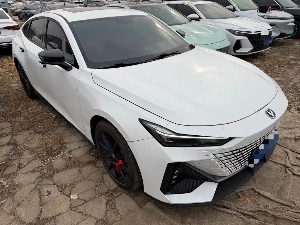 Changan UNI-V 2023 из CN, фото 1