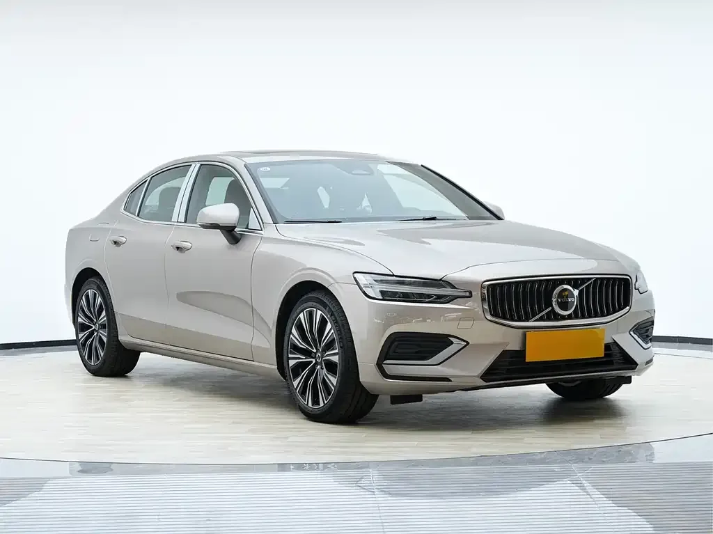 Volvo S60 2026 из CN, фото 7