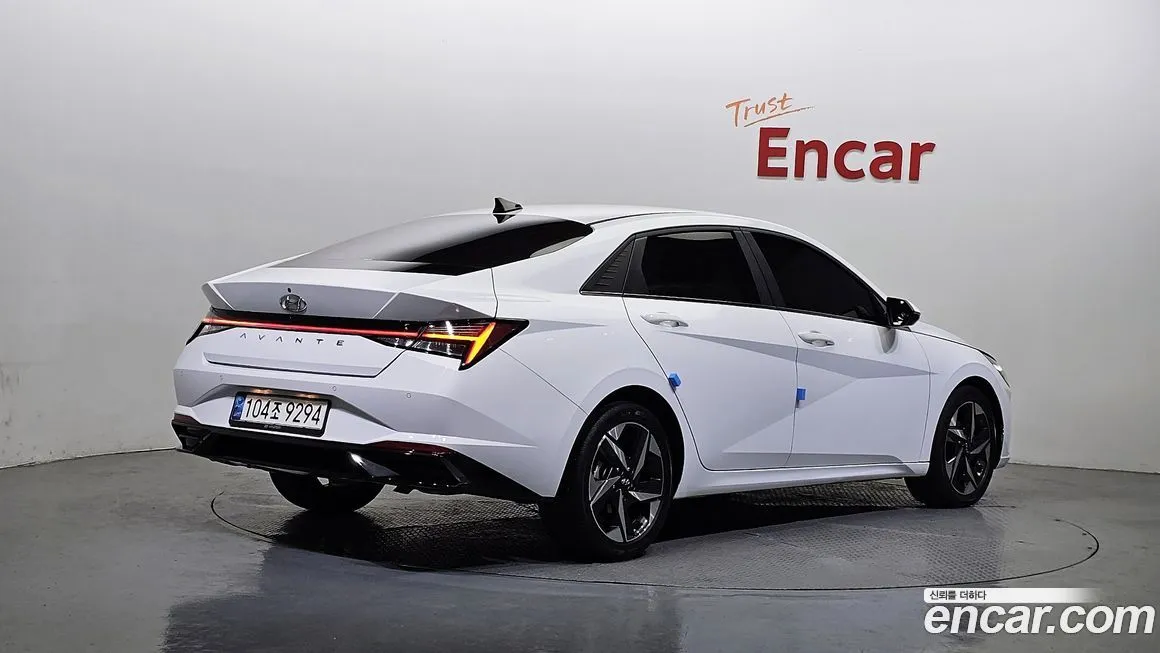 Hyundai AVANTE 2021 из KR, фото 2