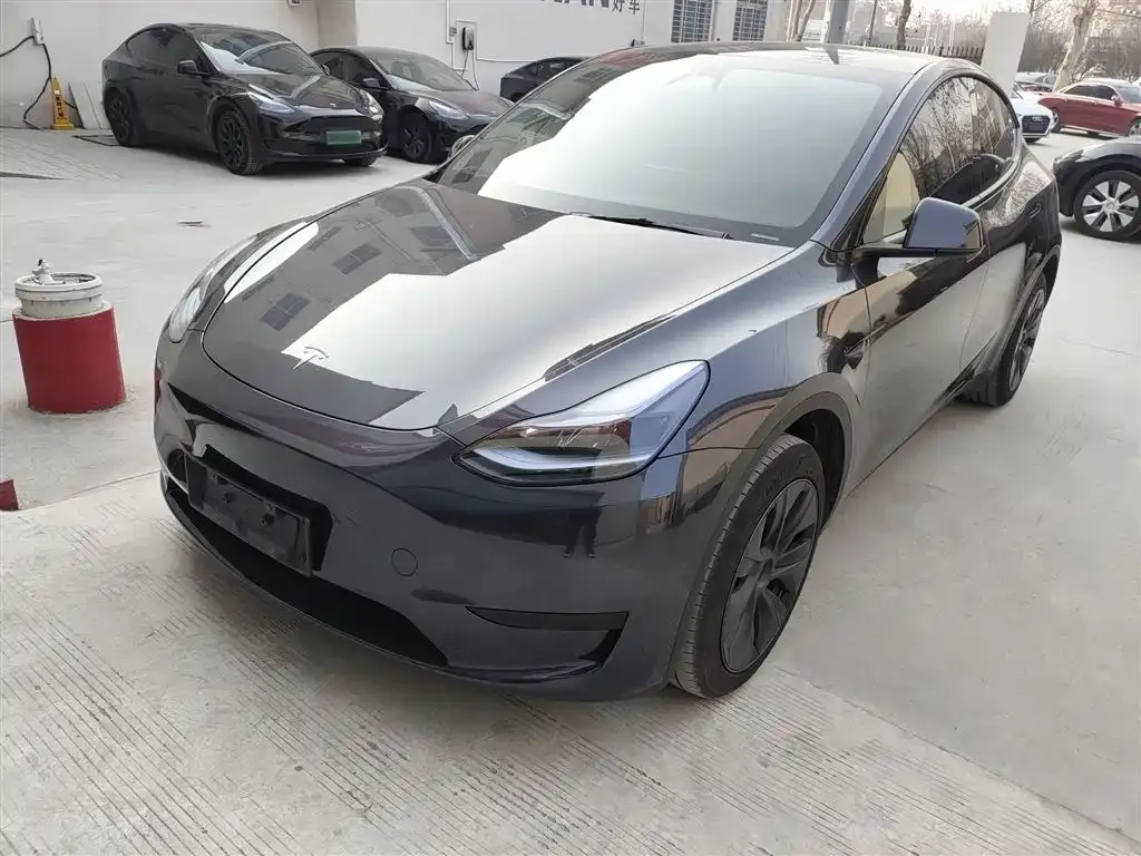 Tesla Model Y 2024 из CN, фото 1