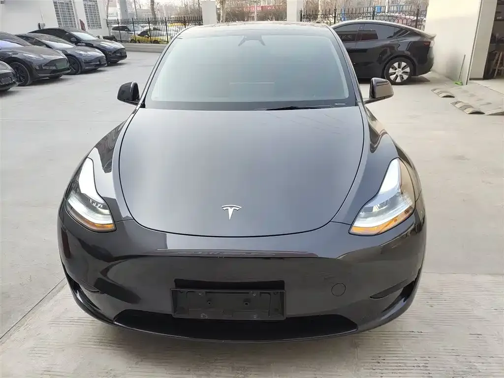 Tesla Model Y 2024 из CN, фото 9