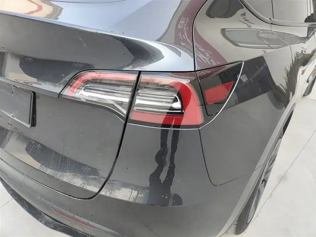 Tesla Model Y 2024 из CN, фото 10