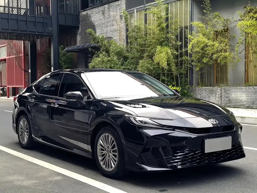 Toyota Camry 2025 из CN, фото 3