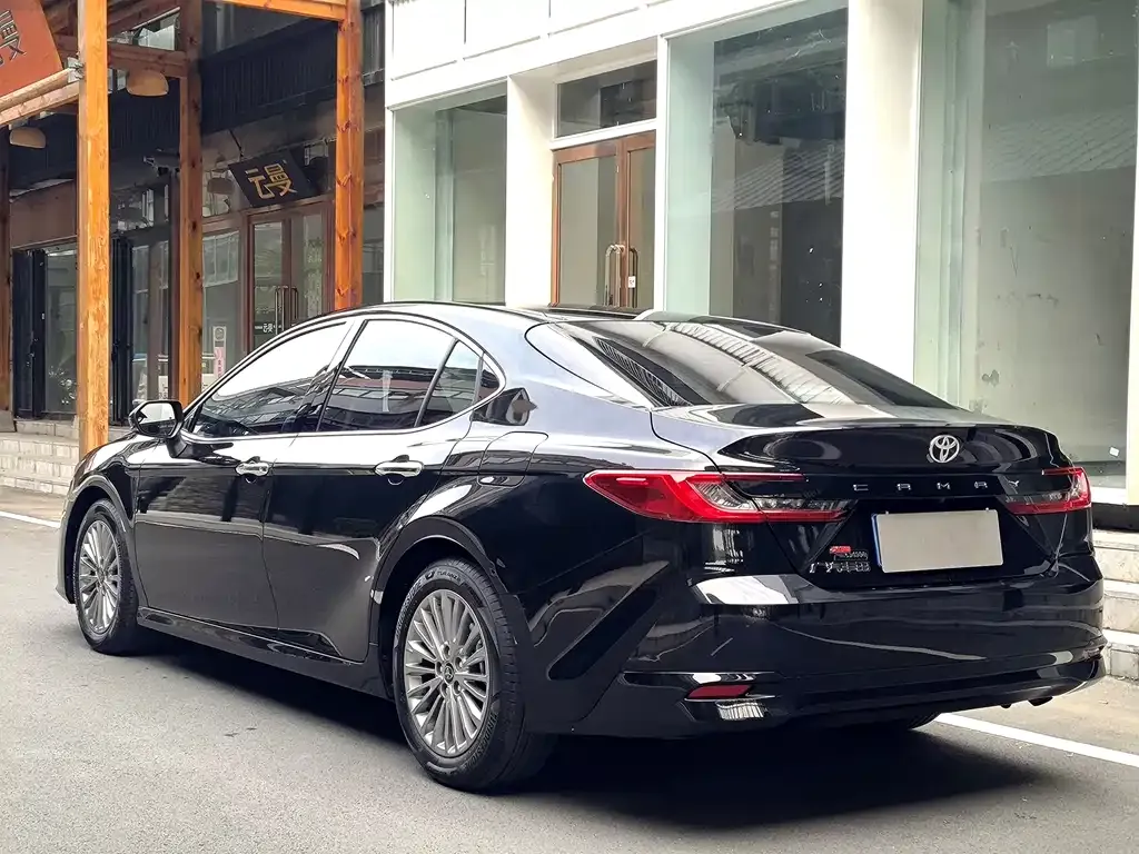 Toyota Camry 2025 из CN, фото 4