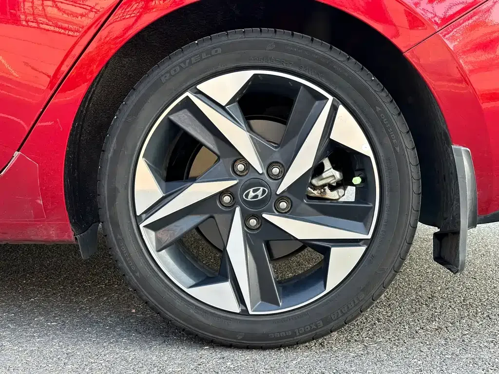 Hyundai Elantra 2022 из CN, фото 10