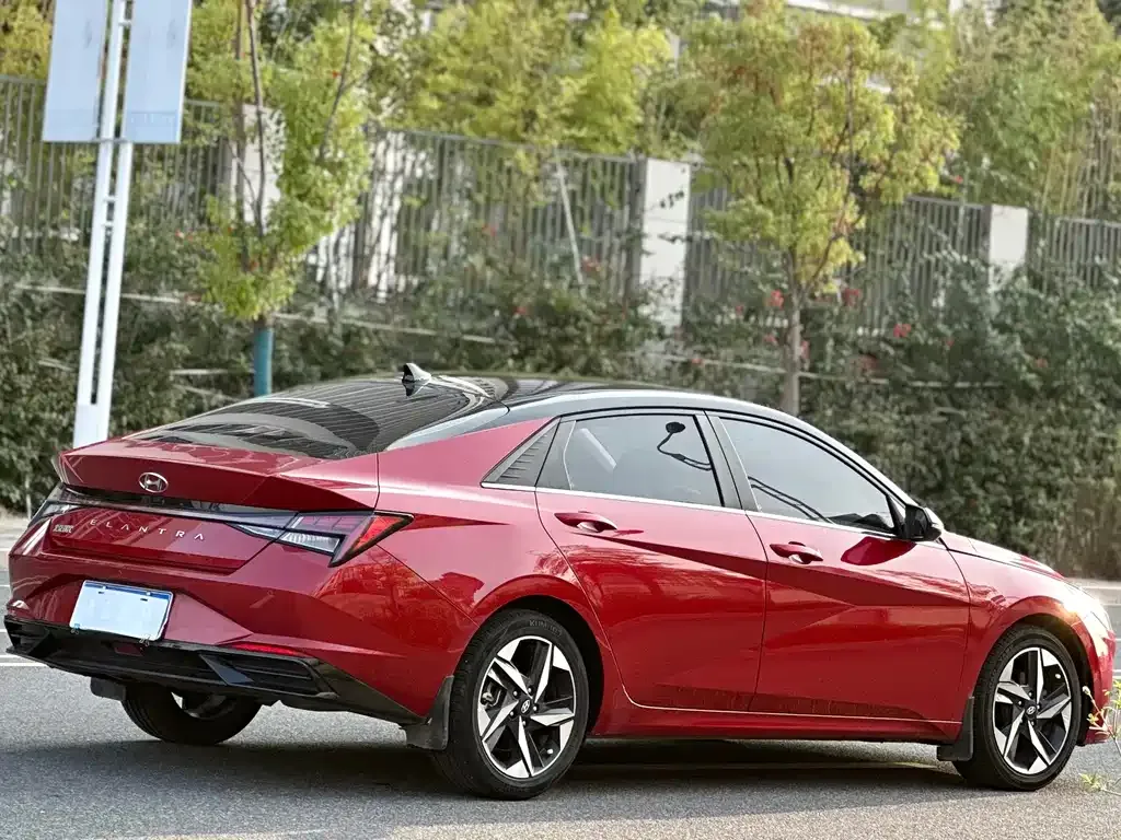 Hyundai Elantra 2022 из CN, фото 5