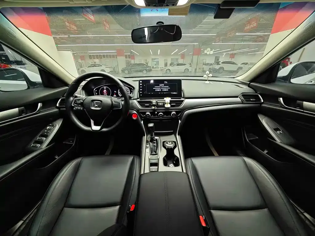 Honda Accord 2021 из CN, фото 4