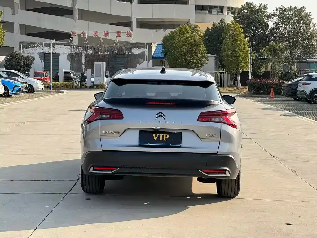 Citroen C5 X 2024 из CN, фото 4