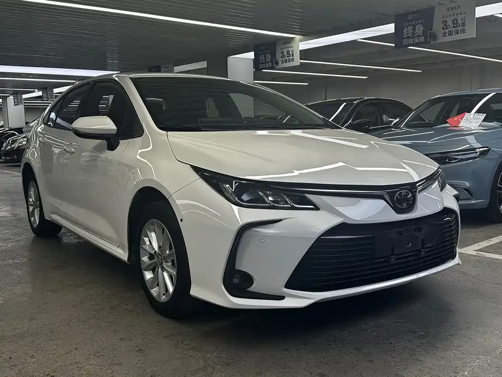 Toyota Corolla 2023 из CN, фото 7