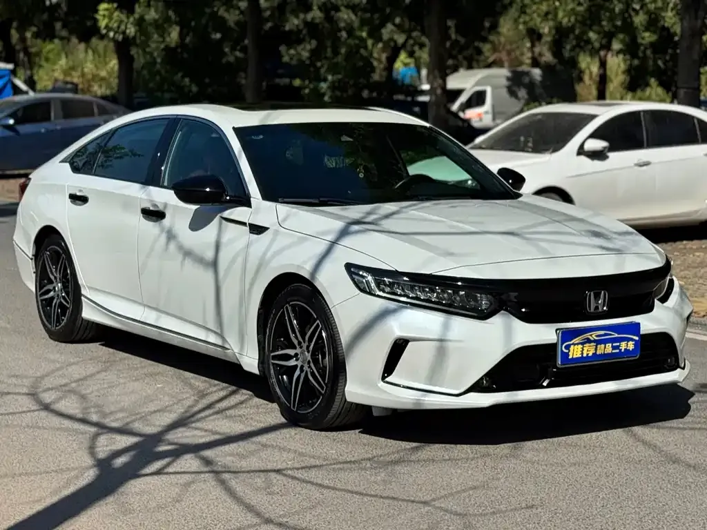 Honda Inspire 2022 из CN, фото 2