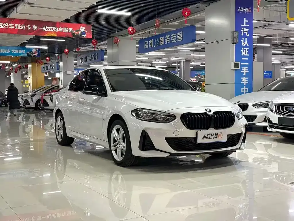 BMW 1 Series 2022 из CN, фото 6