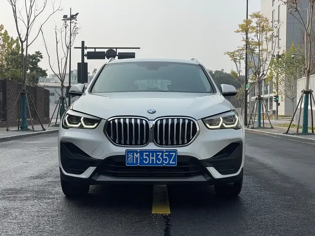 BMW X1 2021 из CN, фото 4