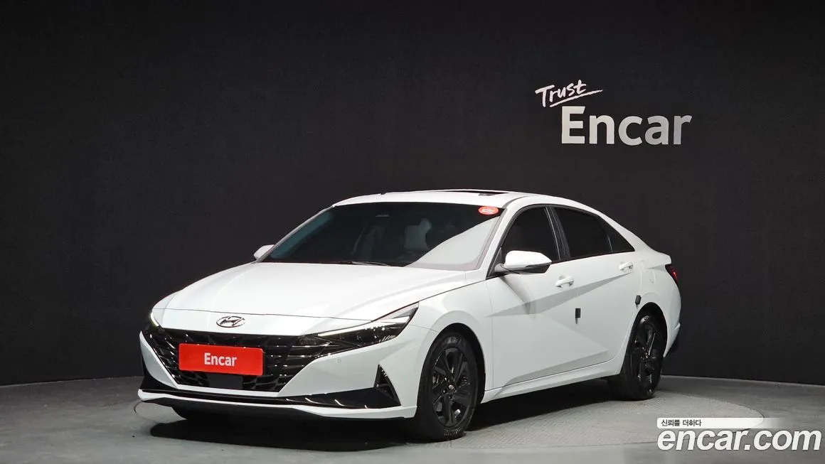 Hyundai AVANTE 2023 из KR, фото 1
