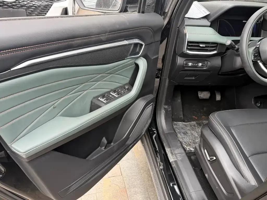 Geely Haoyue L 2024 из CN, фото 8