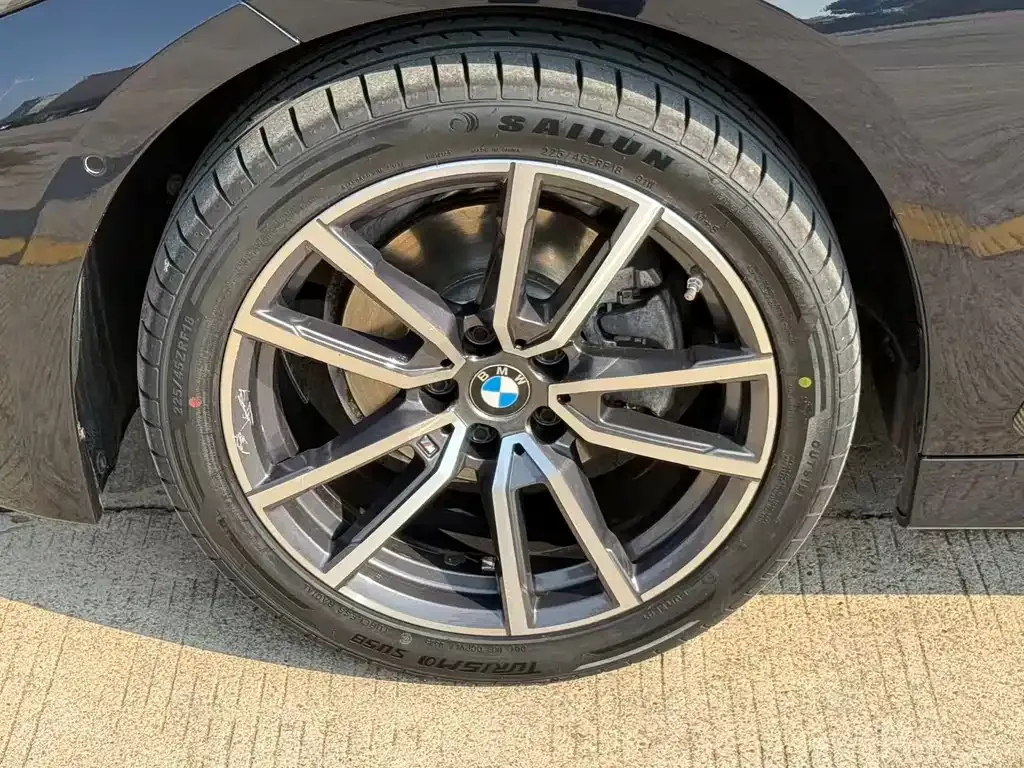 [object Object] 3 Series 2023 из CN, фото 9