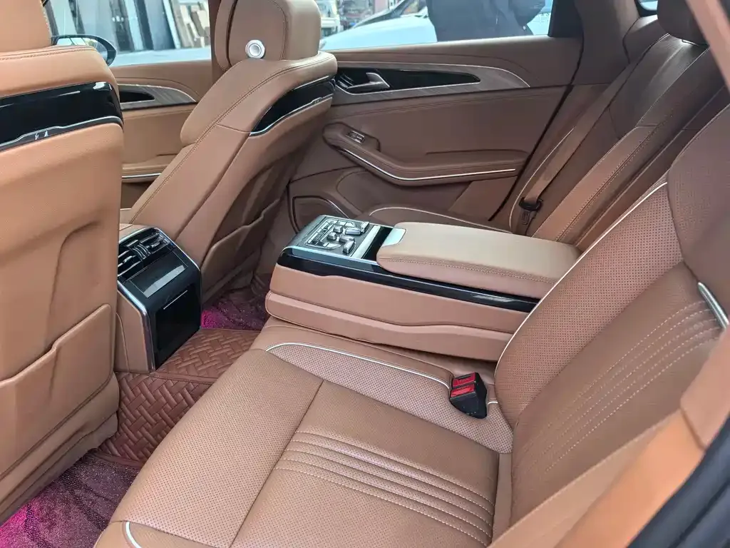 Hongqi H9 2021 из CN, фото 10