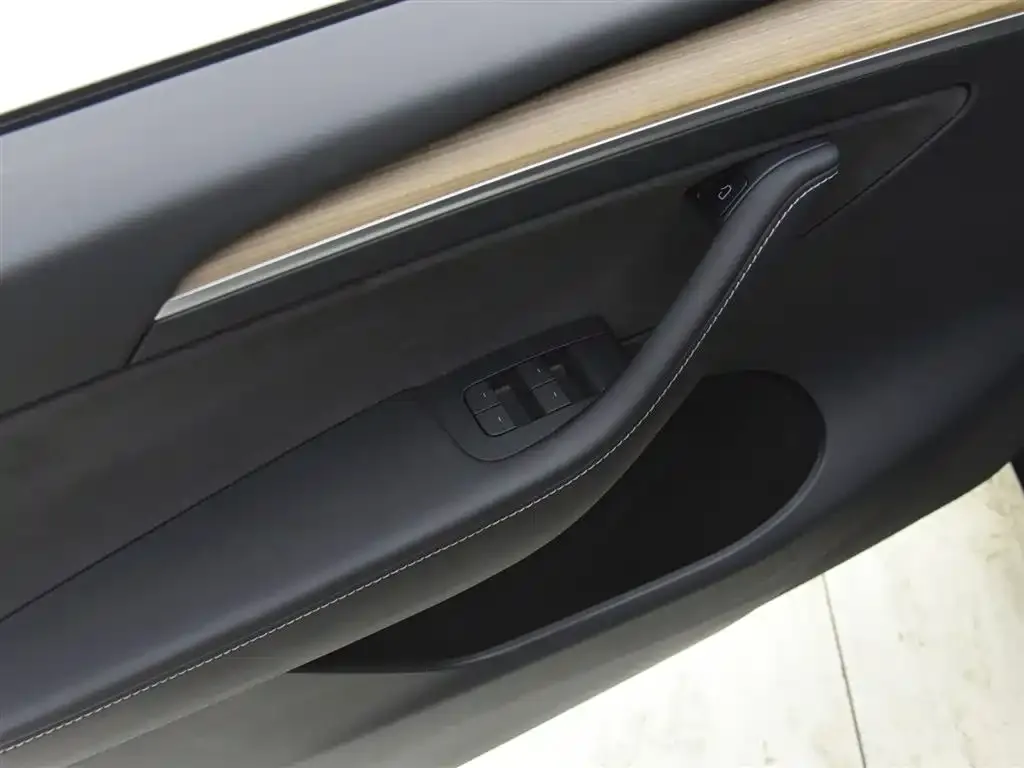 Tesla Model Y 2021 из CN, фото 3